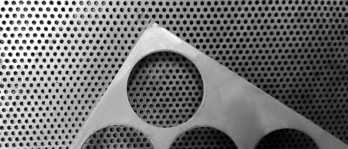 Por que seguir normas técnicas na escolha das chapas perfuradas é essencial para a segurança dos seus projetos? | Blog Por que seguir normas técnicas na escolha das chapas perfuradas é essencial para a segurança dos seus projetos? | Blog